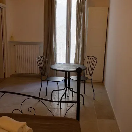 Albergo61 - Centro 3*