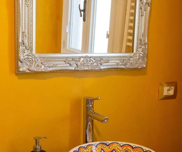 Albergo61 - Centro Guest house